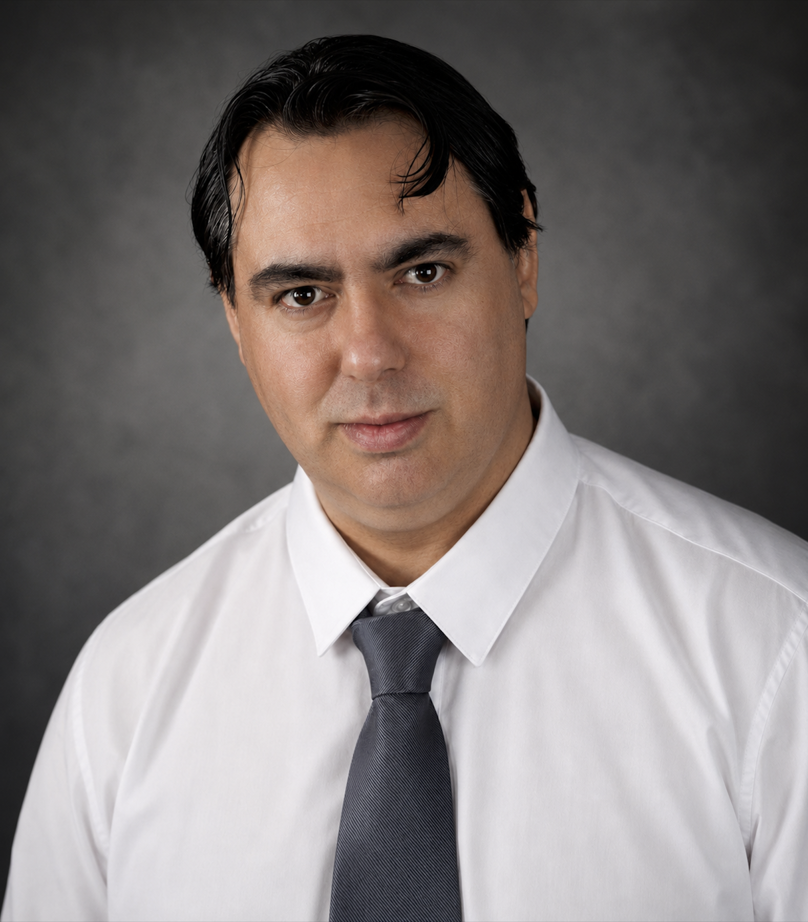 Mark Paul‑Denham. Image 2